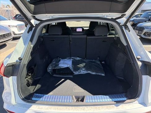 Used 2025 Audi Q5 Prestige image 13