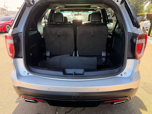 Used 2016 Ford Explorer Sport image 12