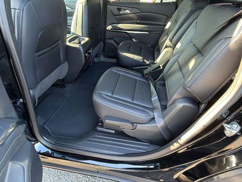 New 2026 Chevrolet Traverse LT FWD image 16