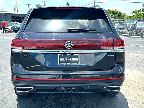 Used 2026 Volkswagen Atlas SE AWD/4WD image 7