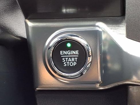 Used 2023 Ford F150 Lariat w/ Equipment Group 502A High AWD/4WD image 30