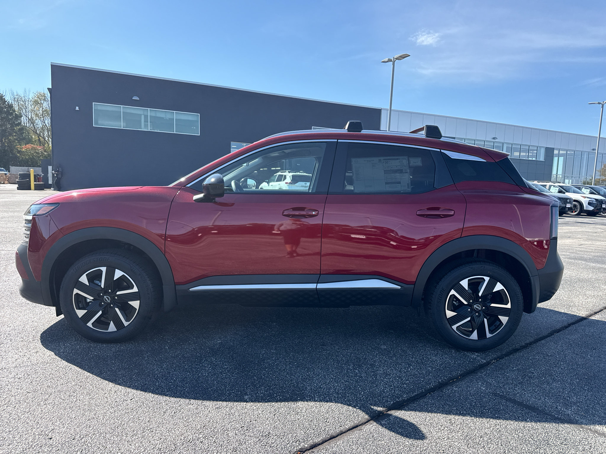 New 2027 Nissan Kicks SV AWD/4WD image 19