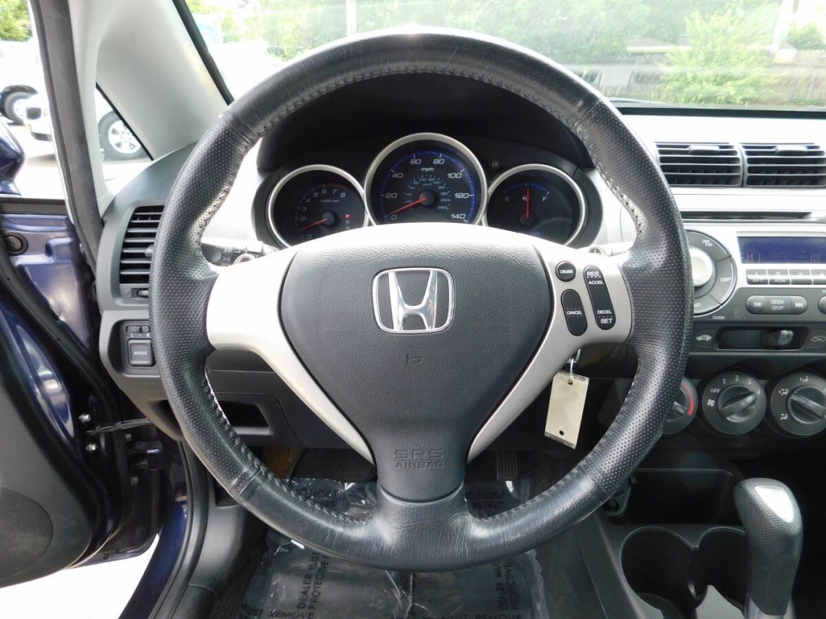 Used 2008 Honda Fit Sport image 9
