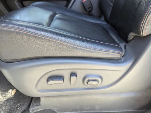Used 2024 Nissan Titan PRO-4X w/ Pro-4x Convenience Package AWD/4WD image 28