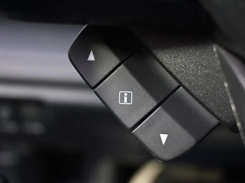 Used 2022 Subaru Outback Limited image 36