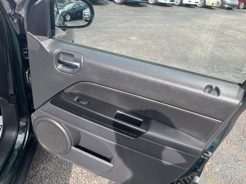 Used 2010 Jeep Compass Sport w/ PWR Equipment Group image 27