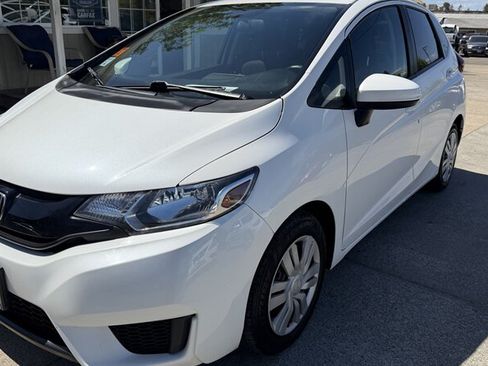 Used 2016 Honda Fit LX image 4