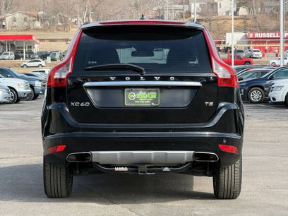 Used 2016 Volvo XC60 T5 w/ Proximity Package