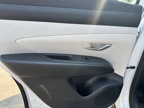 Certified 2025 Hyundai Tucson SEL AWD/4WD image 22