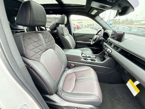 New 2026 Honda Pilot Black Edition image 25