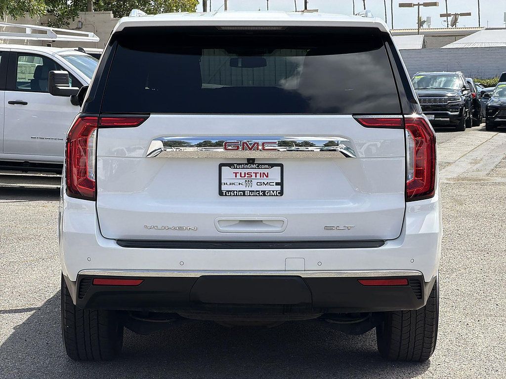 Used 2024 GMC Yukon SLT RWD image 5