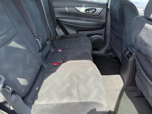 Used 2015 Nissan Rogue SV w/ SV Premium Package image 20