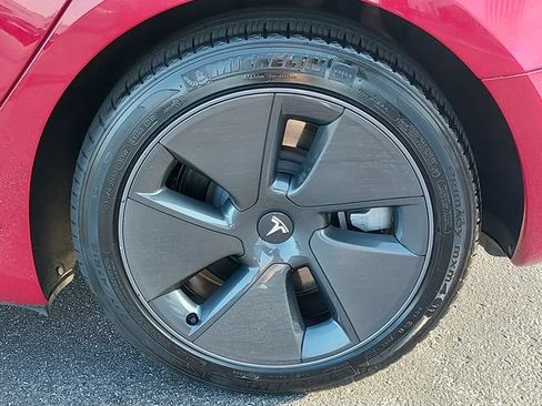 Used 2023 Tesla Model 3 Standard Range RWD image 18