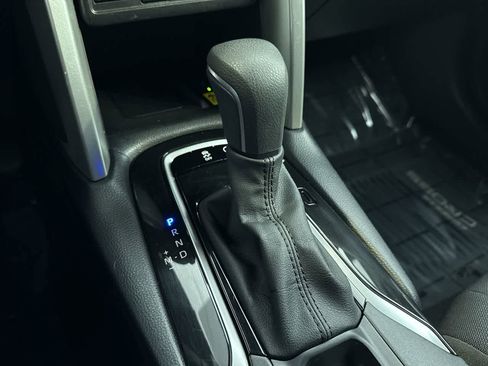 Used 2023 Toyota Corolla Cross LE image 20