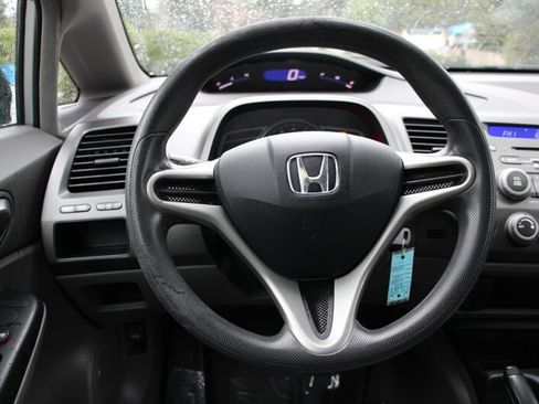 Used 2011 Honda Civic DX-VP image 16