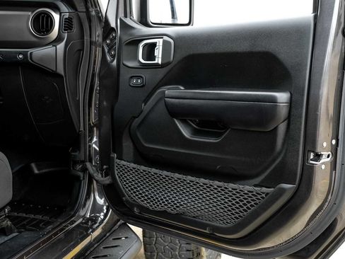 Used 2020 Jeep Wrangler Unlimited Sport S image 45