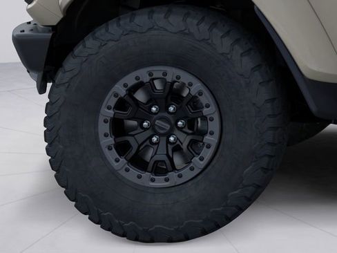 New 2025 Ford Bronco Raptor w/ Interior Carbon Fiber Pack AWD/4WD image 21