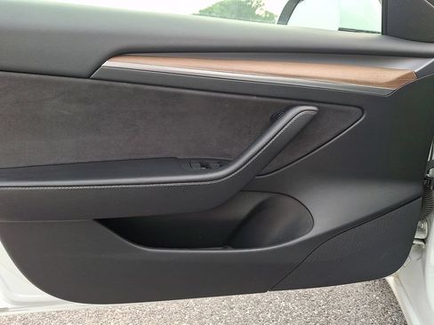 Used 2023 Tesla Model 3 Standard Range RWD image 14