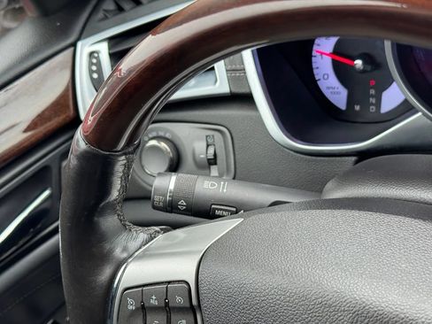 Used 2012 Cadillac SRX Luxury AWD/4WD image 28