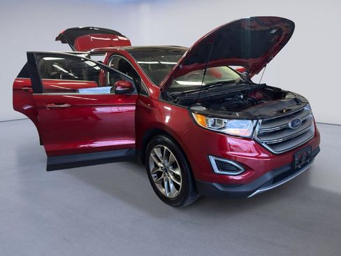 Used 2017 Ford Edge Titanium w/ Technology Package AWD/4WD image 9