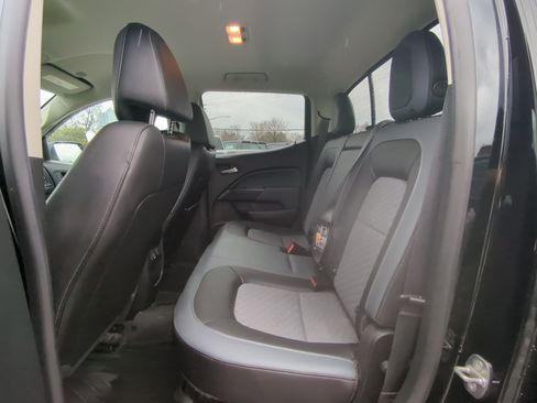 Used 2020 Chevrolet Colorado Z71 w/ Z71 Midnight Edition image 10