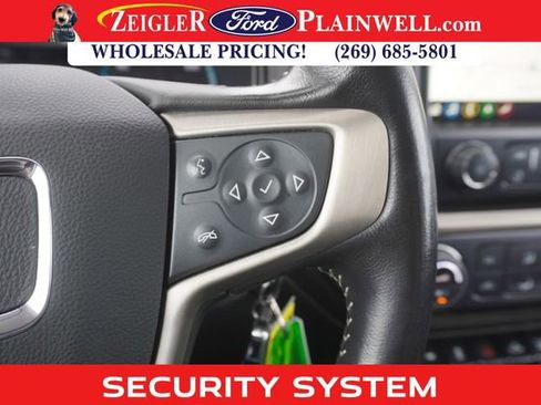 Used 2022 GMC Canyon Denali w/ Denali Black Edition Package image 18