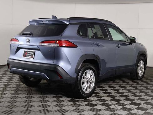 Used 2024 Toyota Corolla Cross LE image 8