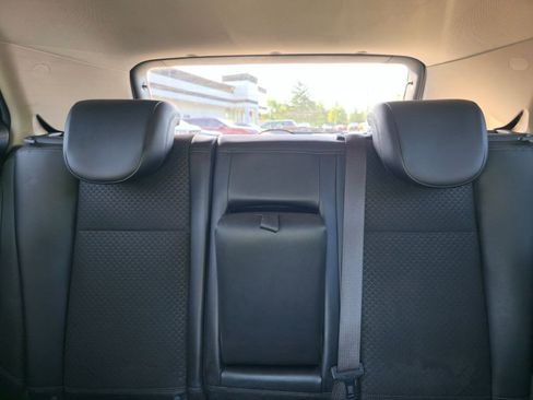 Used 2018 Buick Encore Preferred AWD/4WD image 22