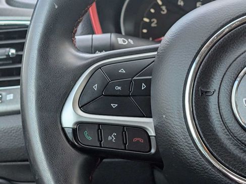Used 2021 Jeep Compass Trailhawk AWD/4WD image 18