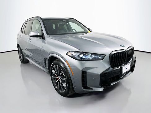 Certified 2026 BMW X5 xDrive50e image 3