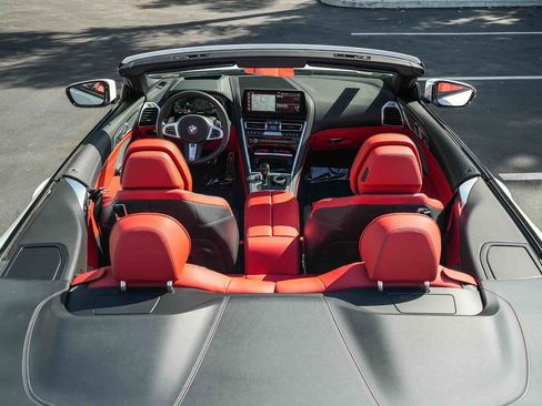Used 2025 BMW 840i Convertible w/ Comfort Seating Package RWD image 15