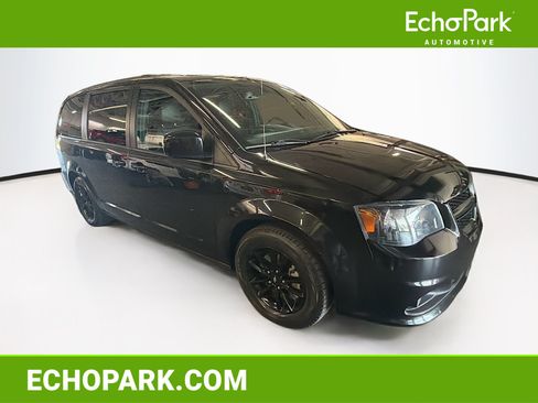 Used 2019 Dodge Grand Caravan GT FWD image 1