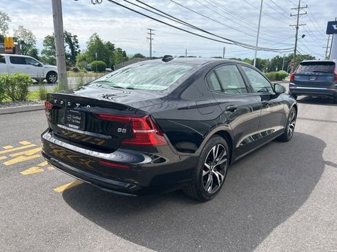 Used 2024 Volvo S60 B5 Core FWD image 5