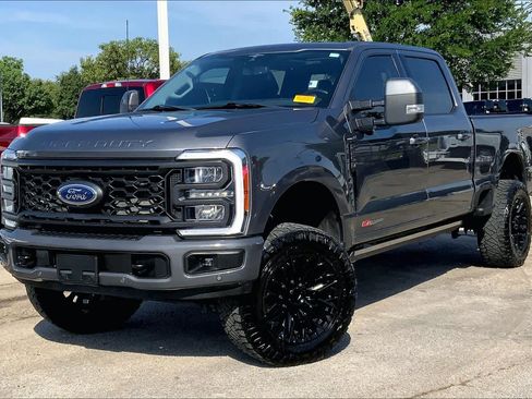 Certified 2023 Ford F250 Lariat w/ Lariat Ultimate Package AWD/4WD image 3