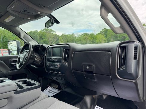 Used 2018 GMC Sierra 2500 4x4 Crew Cab image 19