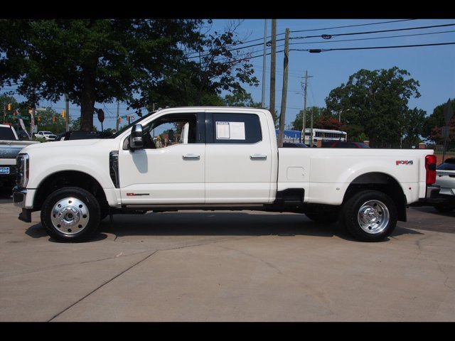 Used 2024 Ford F450 Lariat w/ Lariat Ultimate Package AWD/4WD image 2