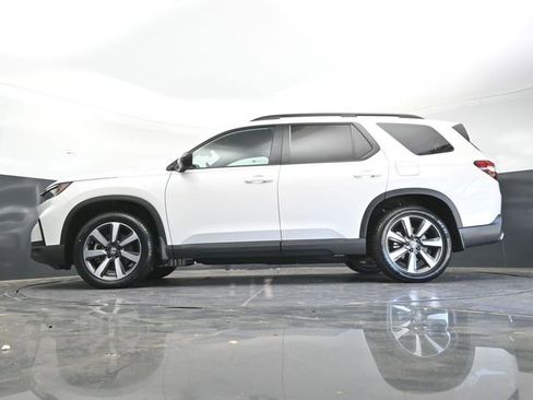 Certified 2025 Honda Pilot Sport image 44
