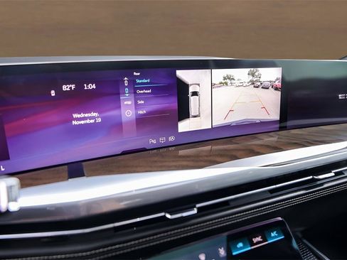 Certified 2025 Cadillac Escalade Sport Platinum w/ LPO, ONYX Package image 17