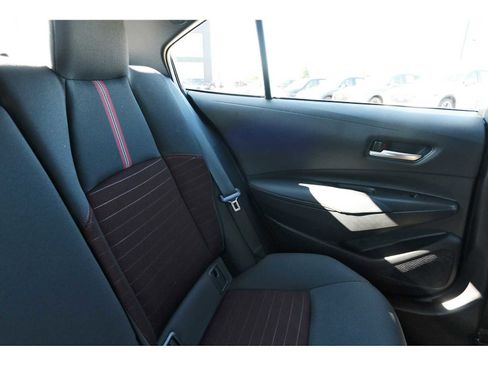 Used 2025 Toyota Corolla SE image 10