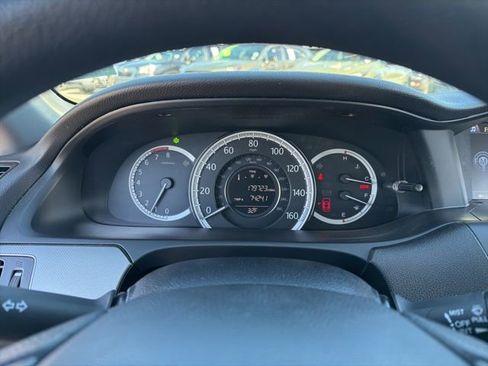 Used 2014 Honda Accord LX image 24