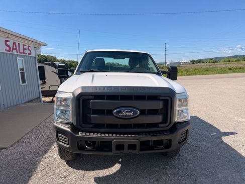 Used 2015 Ford F250 XL w/ FX4 Off-Road Package AWD/4WD image 5