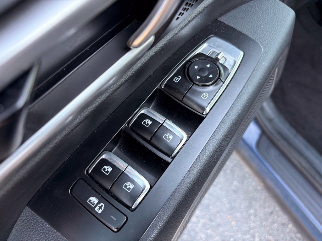 Used 2025 Kia Telluride S AWD/4WD image 12
