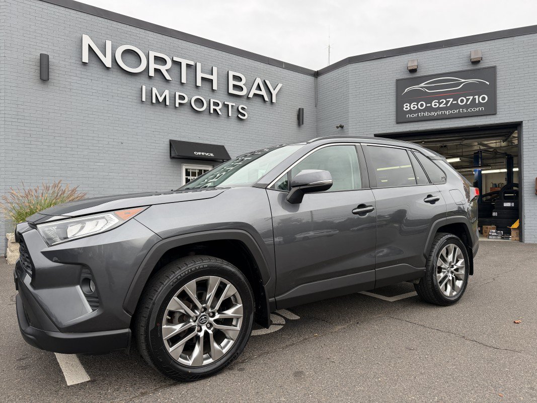Used 2019 Toyota RAV4 XLE Premium w/ Cold Weather Package AWD/4WD image 1