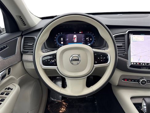 Certified 2023 Volvo XC90 B6 Core w/ Climate Package image 11