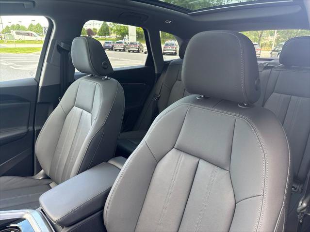 Certified 2025 Audi Q5 Premium w/ Convenience Package AWD/4WD image 25