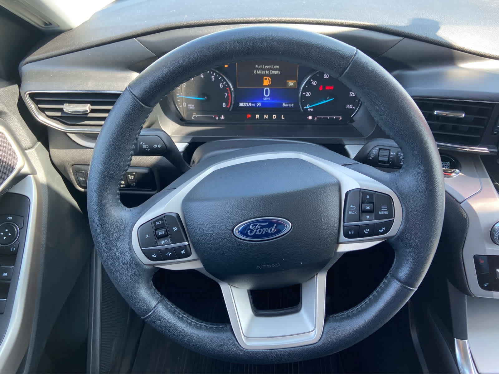 Used 2023 Ford Explorer XLT w/ Equipment Group 202A AWD/4WD image 24