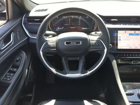 New 2026 Jeep Grand Cherokee Limited AWD/4WD image 25