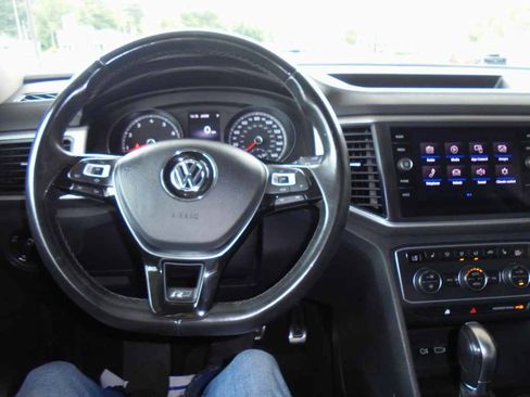 Used 2019 Volkswagen Atlas SE w/ Towing Package AWD/4WD image 6