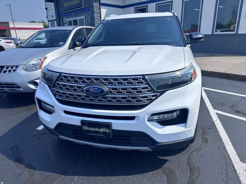 Used 2020 Ford Explorer Limited AWD/4WD image 5