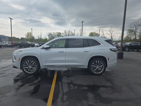New 2026 Buick Enclave Avenir w/ Super Cruise Package AWD/4WD image 5